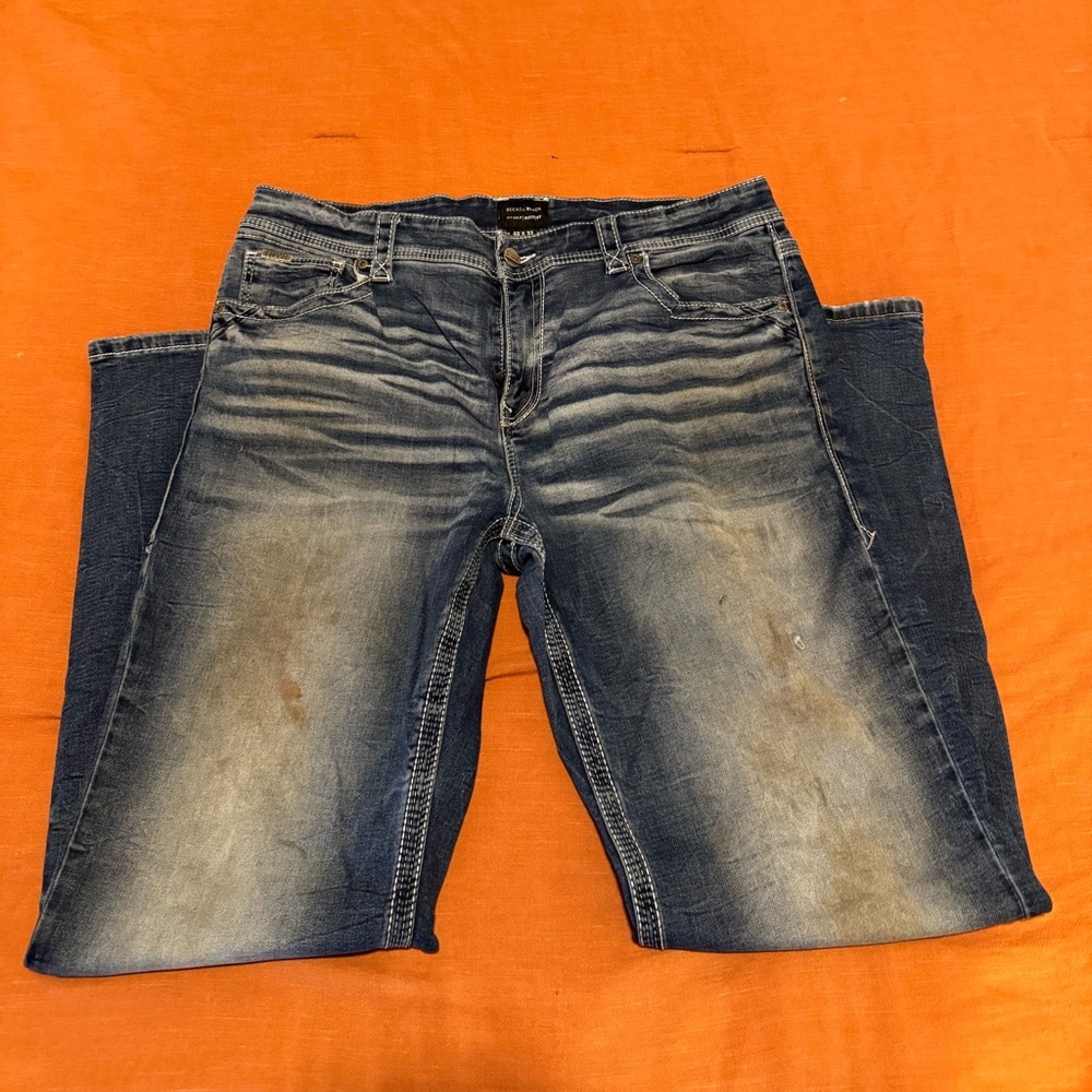 Buckle Men's Relaxed Fit Jeans - Faded Blue